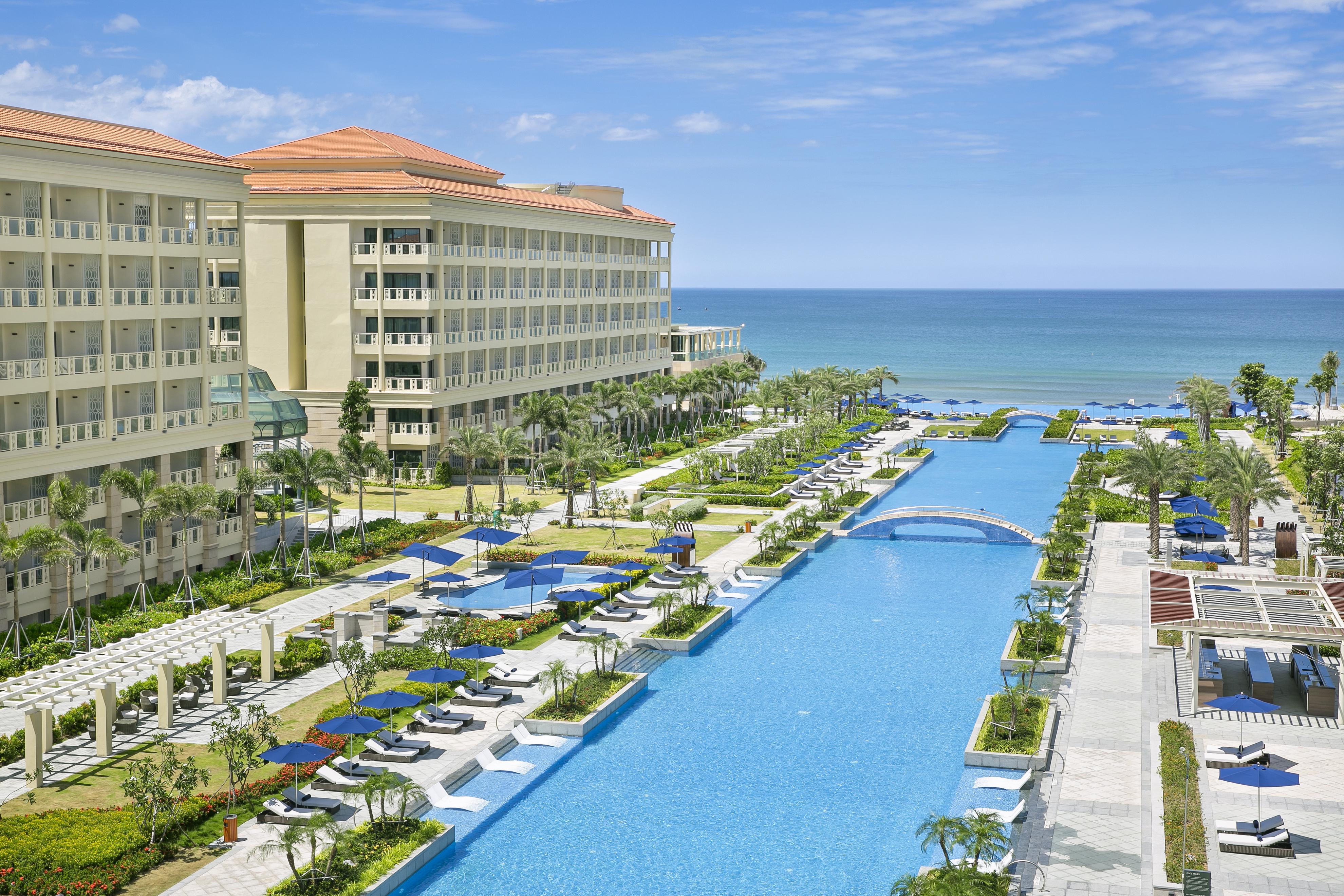 Sheraton Grand Danang Resort & Convention Center Экстерьер фото