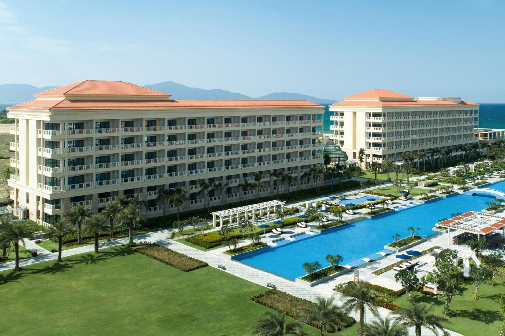 Sheraton Grand Danang Resort & Convention Center Экстерьер фото